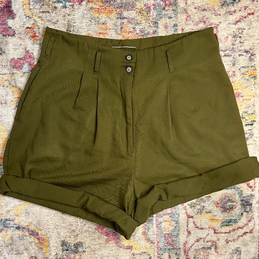 Vintage Green High Waisted Shorts Brand: Forenza